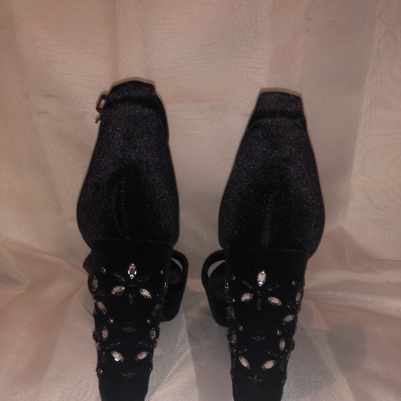 Medium height chunky heels - Picture 3 of 5